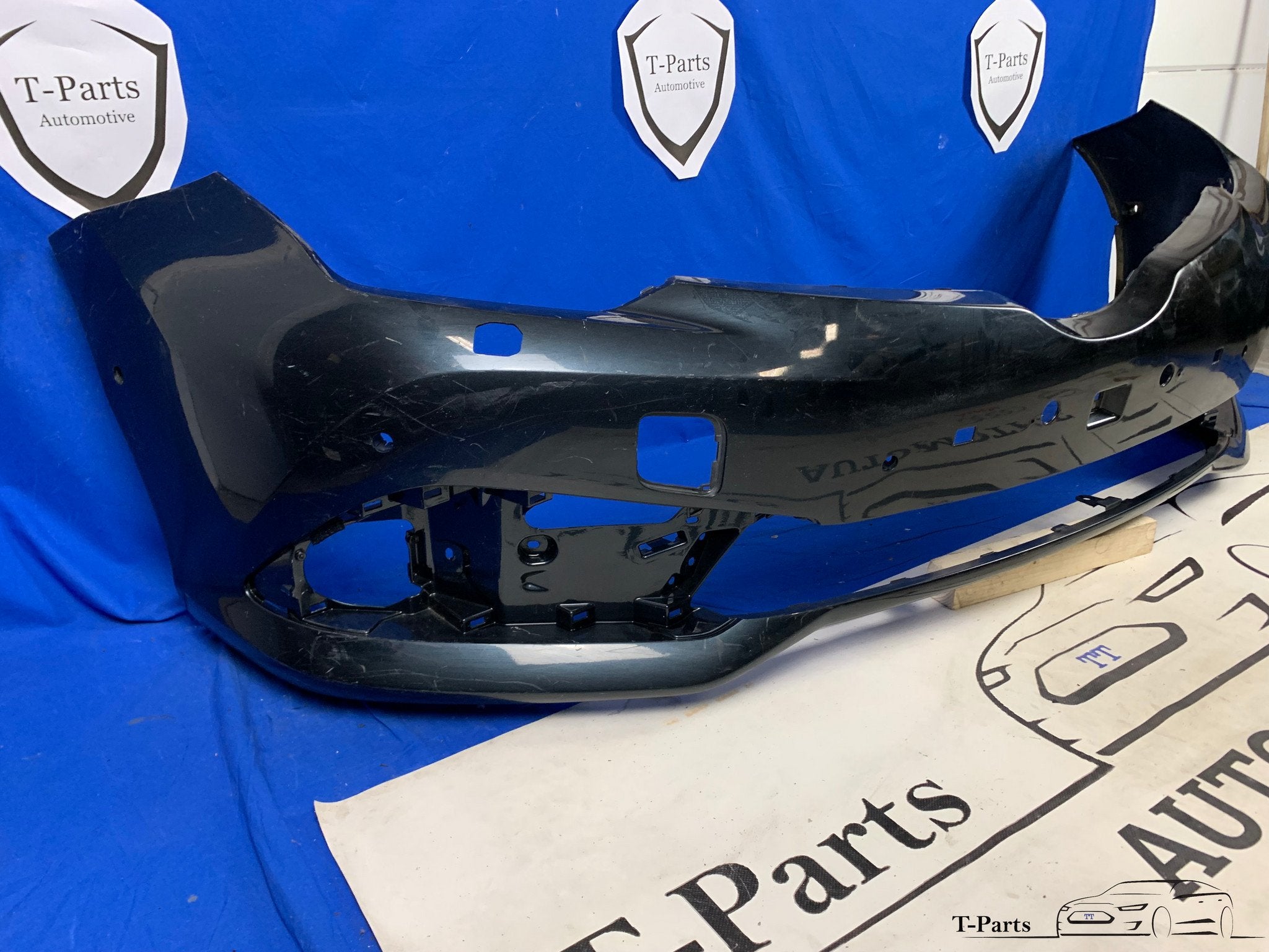 Toyota auris voorbumper sproeiers bumper 6x pdc, Info@fabrikant.eu, Ophalen of Verzenden, Toyota, Bumper