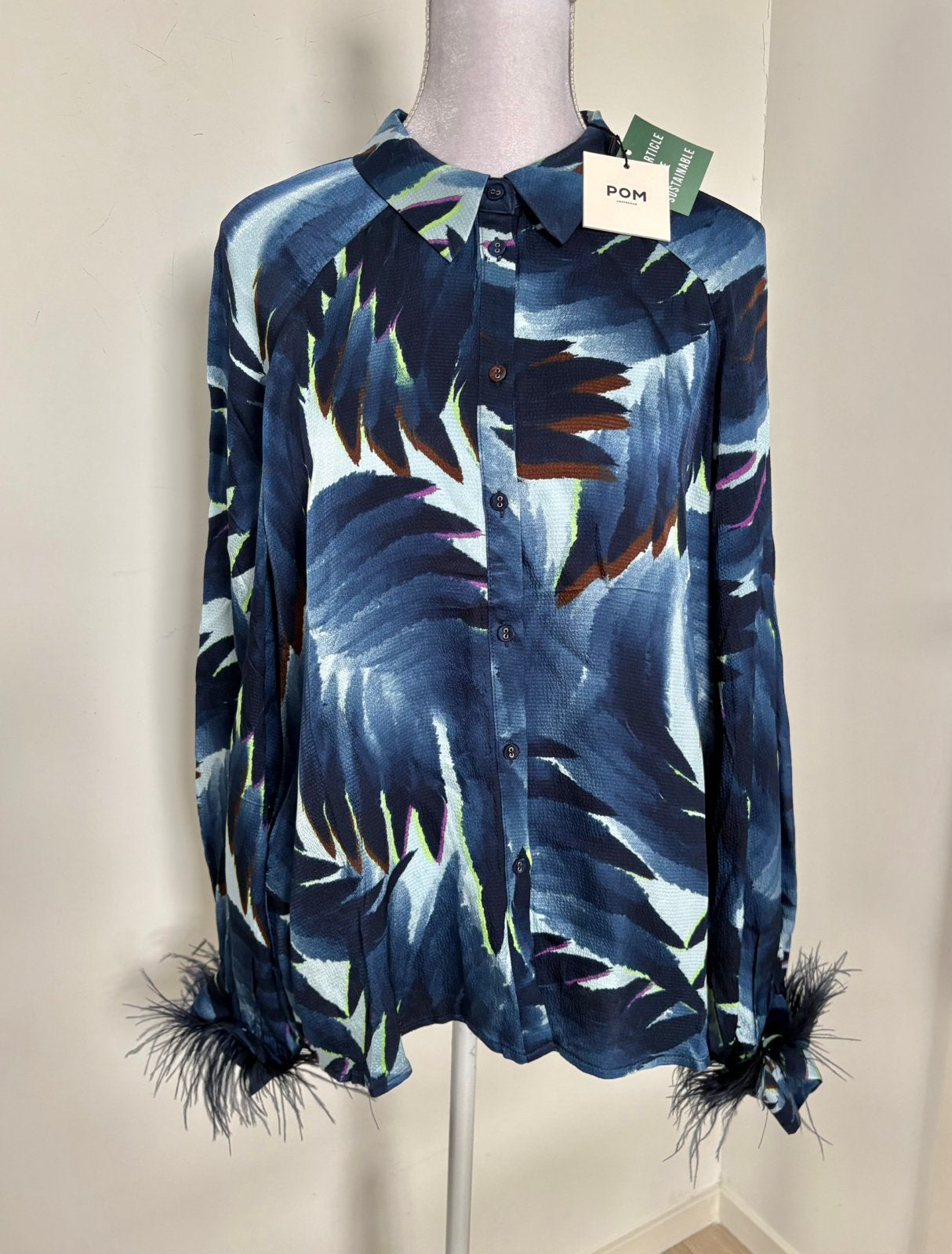 NIEUW 'Feathers Blue' blouse - POM Amsterdam - maat 42, Ophalen of Verzenden, Nieuw, Maat 42/44 (L), Blauw