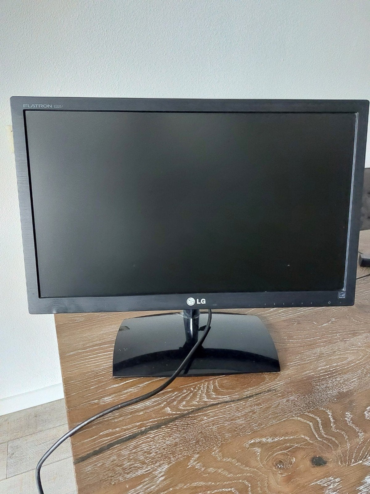 LG Flatron E2251S-BN monitor, Ophalen, Gebruikt, Full HD, VGA
