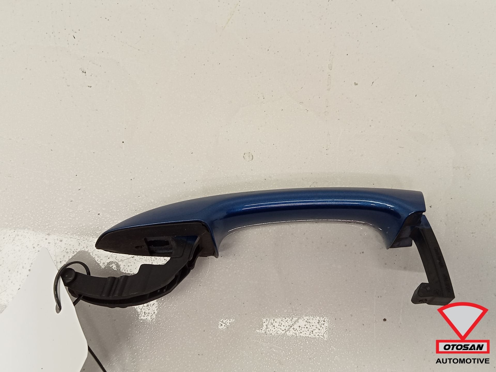 VW POLO Deurgreep Links Achter 2g0837205, Auto-onderdelen, Gebruikt, Volkswagen, Volkswagen AG, Berliner Ring 2
38440  Wolfsburg, DE
