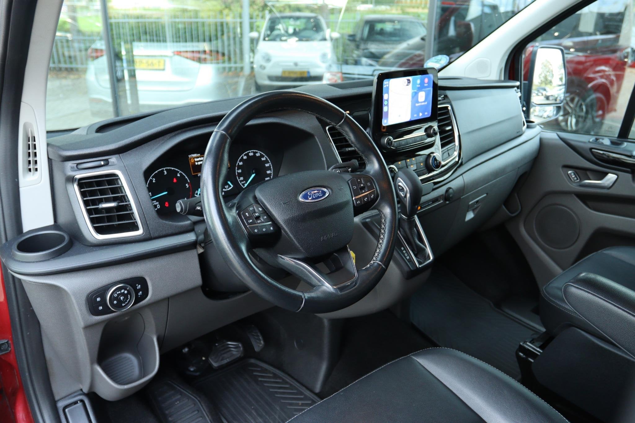FORD TRANSIT CUSTOM 320 2.0 TDCI L1H1 185PK SPORT DC DUBBEL, Auto's, Euro 6, 4 cilinders, 1850 kg, Leder en Stof