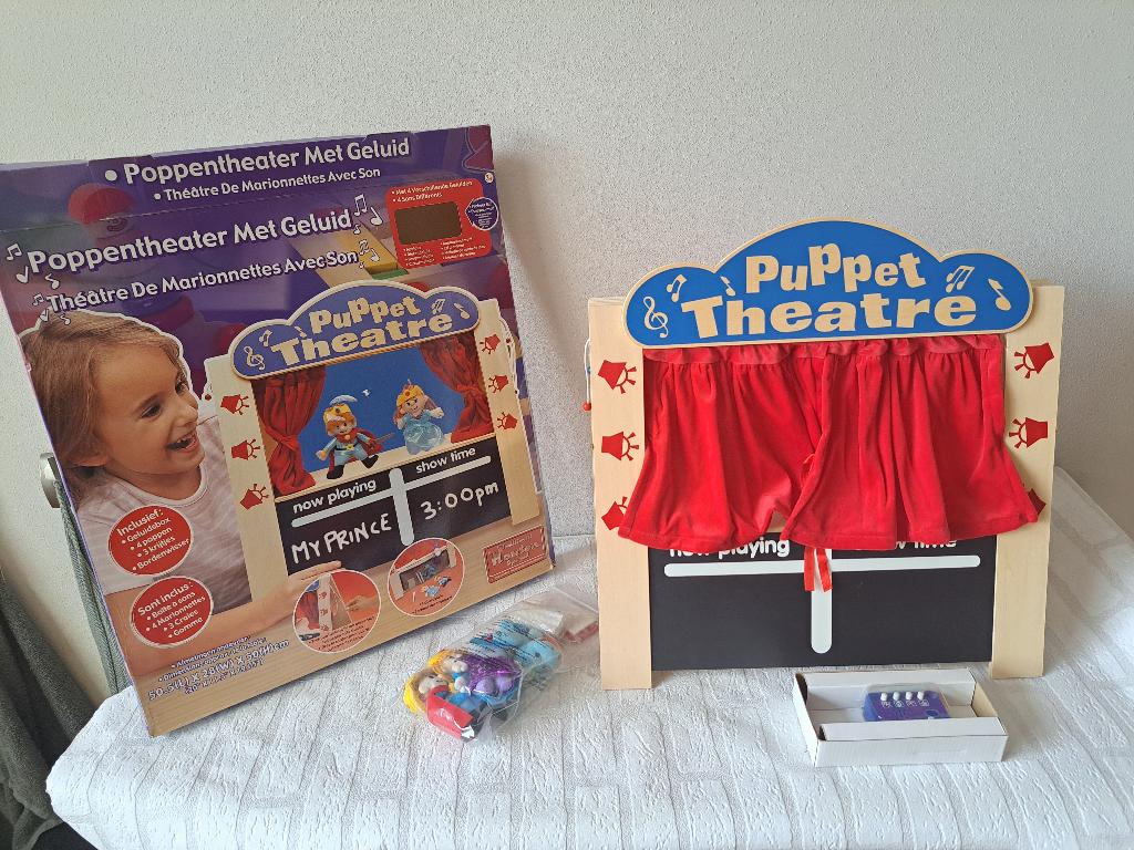 Poppenkast, poppen theater met geluid nog helemaal nieuw, Ophalen of Verzenden, Nieuw, Overige typen