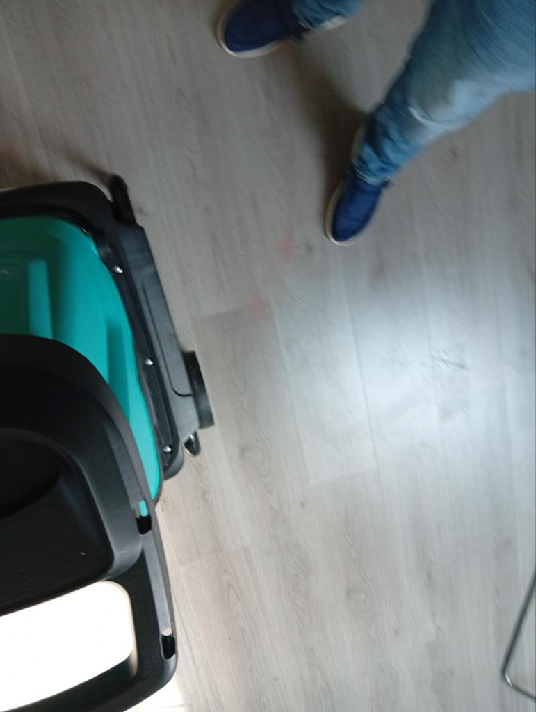 Ventra Hakselaar - Zo goed als nieuw, Tuin en Terras, Hakselaars, Zo goed als nieuw, Elektrisch, Met opvangbak, Ophalen of Verzenden