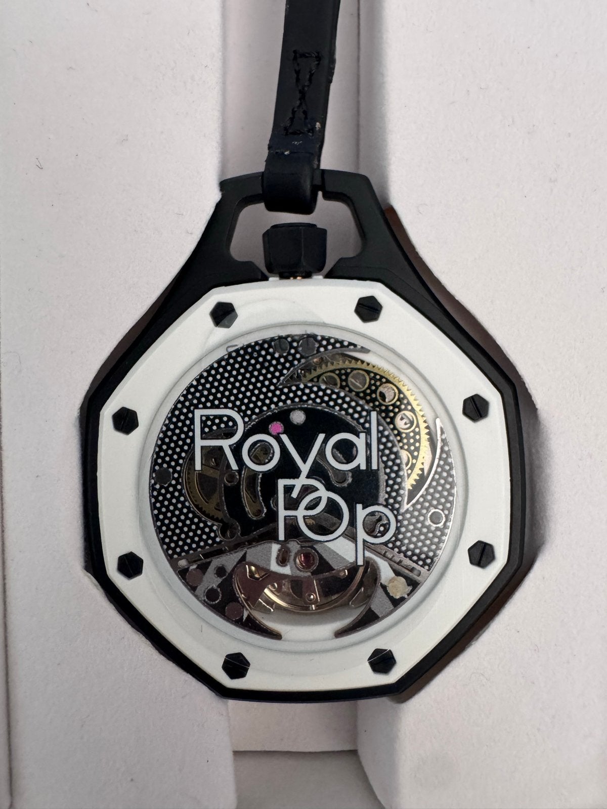Swatch Royal Pop Zakhorloge - Zwart en Wit, Sieraden, Tassen en Uiterlijk, Horloges | Dames, Leer, Swatch, Ophalen of Verzenden