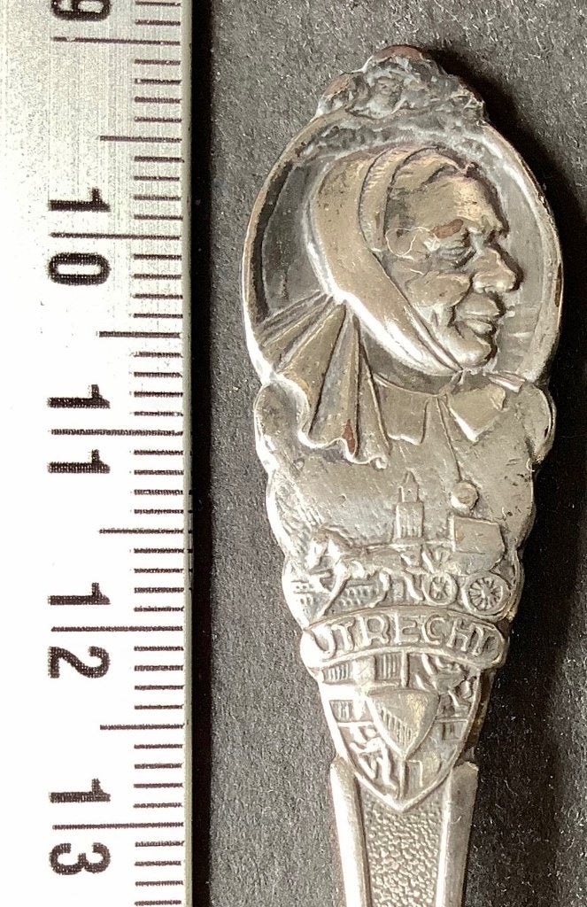 lepel, Klederdracht, Utrecht, Vrouw (L4, Verzenden