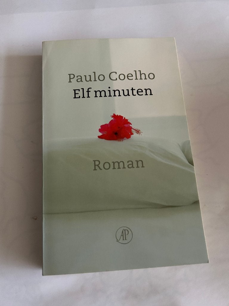 Elf minuten Paulo Coelho, Ophalen of Verzenden, Zo goed als nieuw, Overige typen