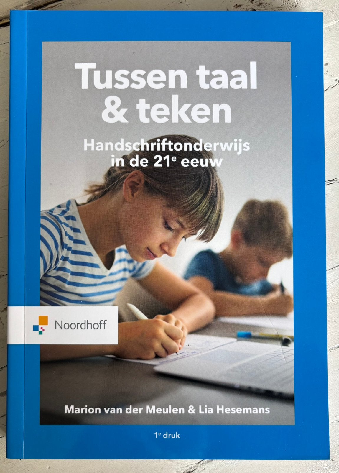 Tussen taal & tekenen, Ophalen, Zo goed als nieuw, Overige niveaus, Nederlands