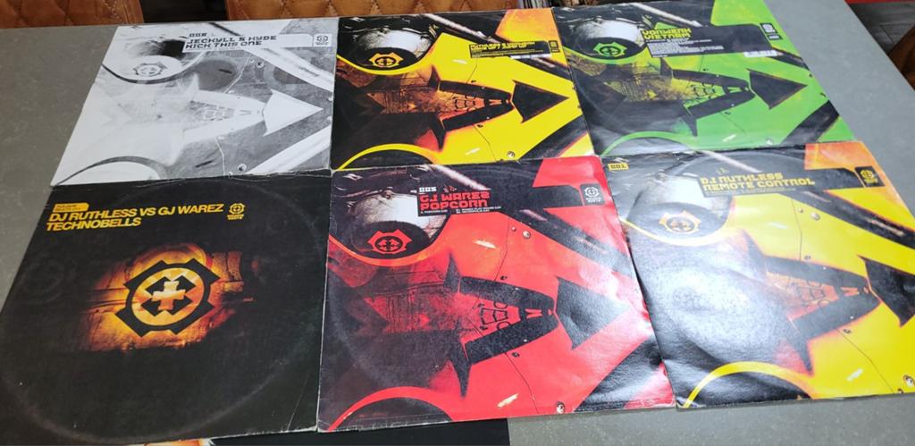 21 x hardcore hardstyle en jump, Ophalen of Verzenden, Zo goed als nieuw, 12 inch