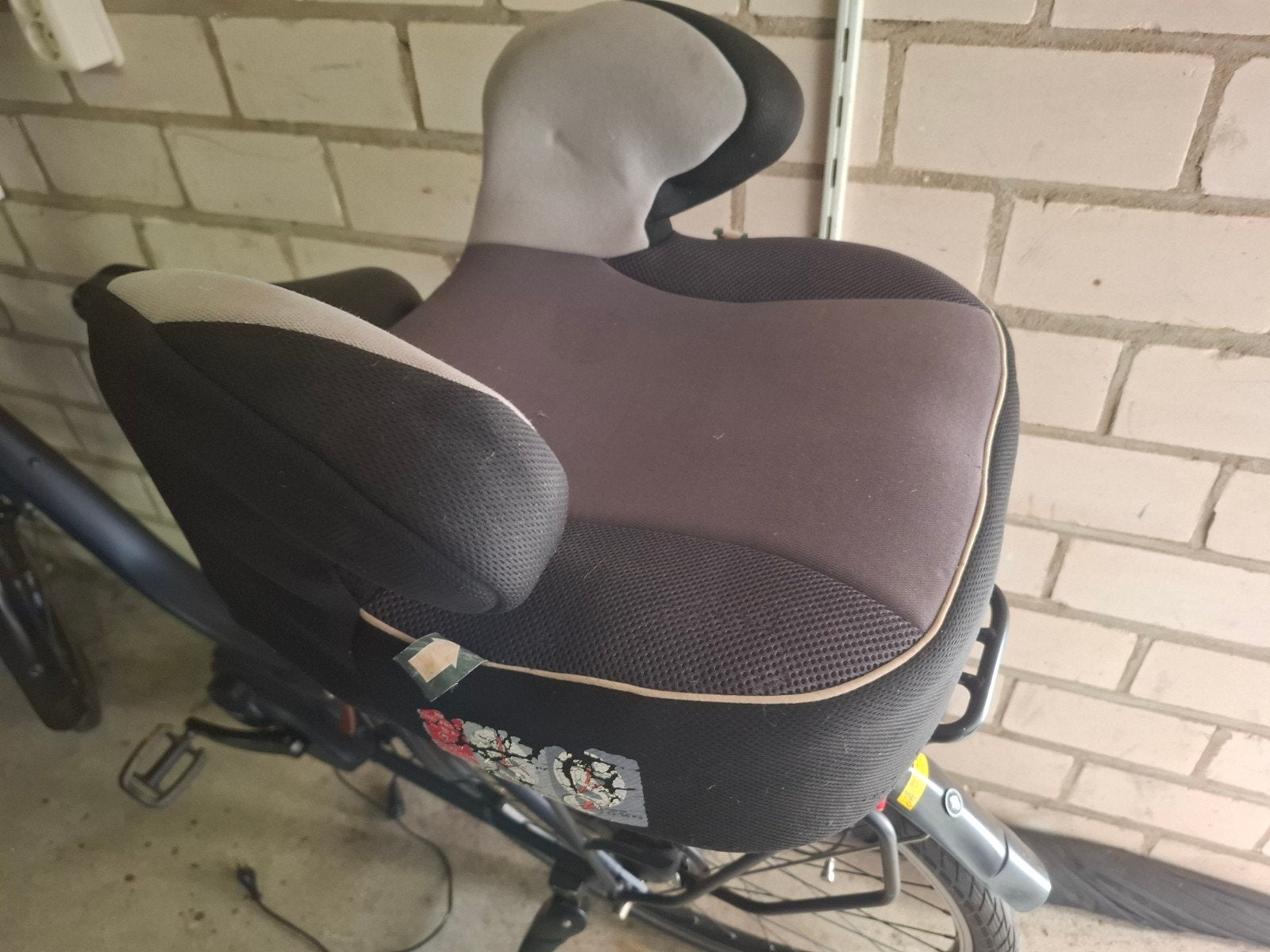 kinderzitje voor in de auto, 15 t/m 36 kg, Ophalen, Overige merken, Gebruikt