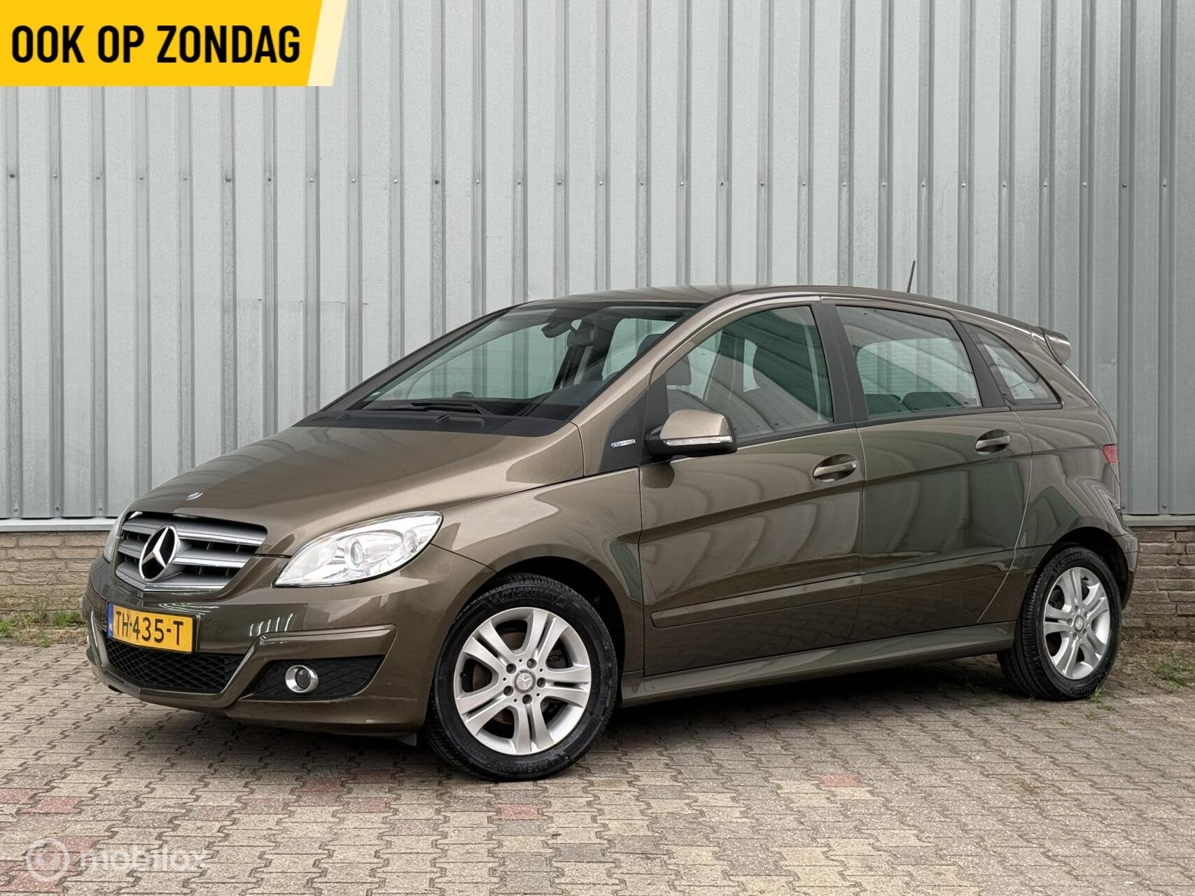 Mercedes B-klasse 180 Business Class | BlueEFFiCIENCY | PDC, Auto's, Voorwielaandrijving, Euro 5, Stof, Zwart