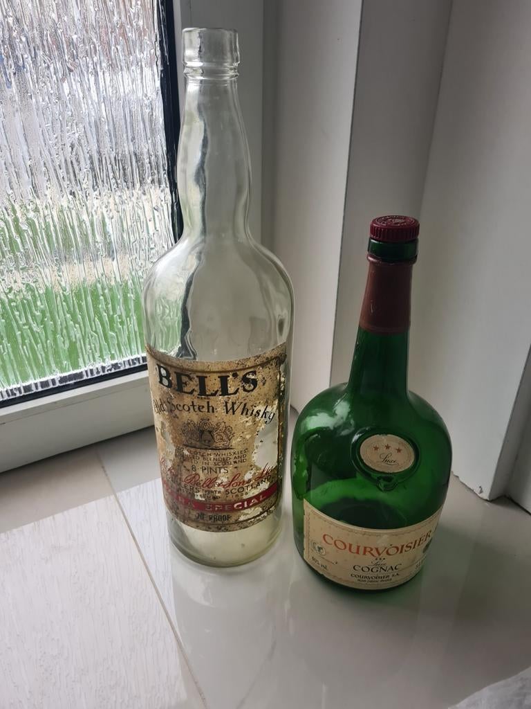 2 oude flessen, Verzamelen, Ophalen of Verzenden, Frankrijk, Overige typen