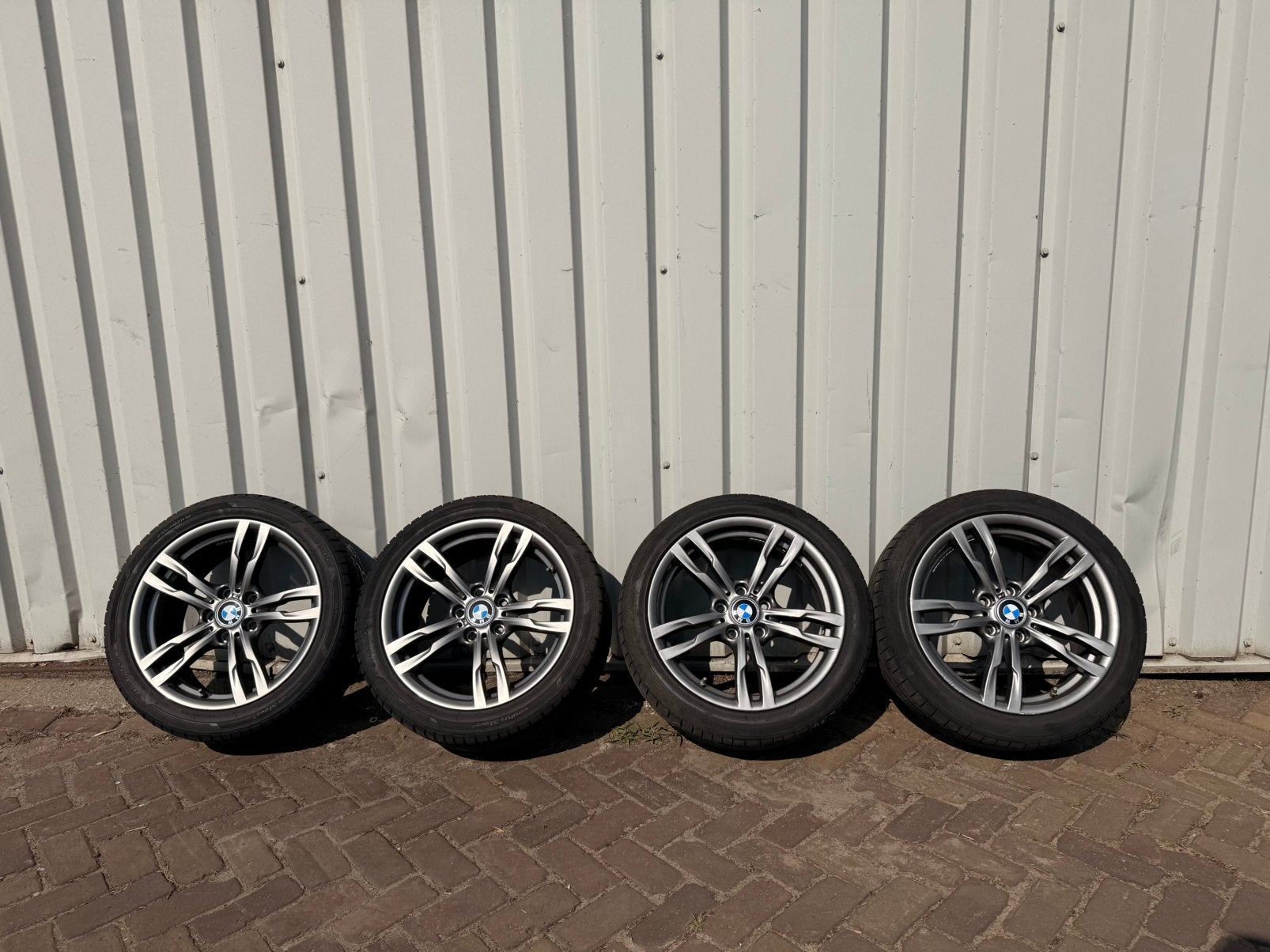 Bmw 18 inch 441M breedset orgineel TPMS, 18 inch, 255 mm, Banden en Velgen, Ophalen of Verzenden