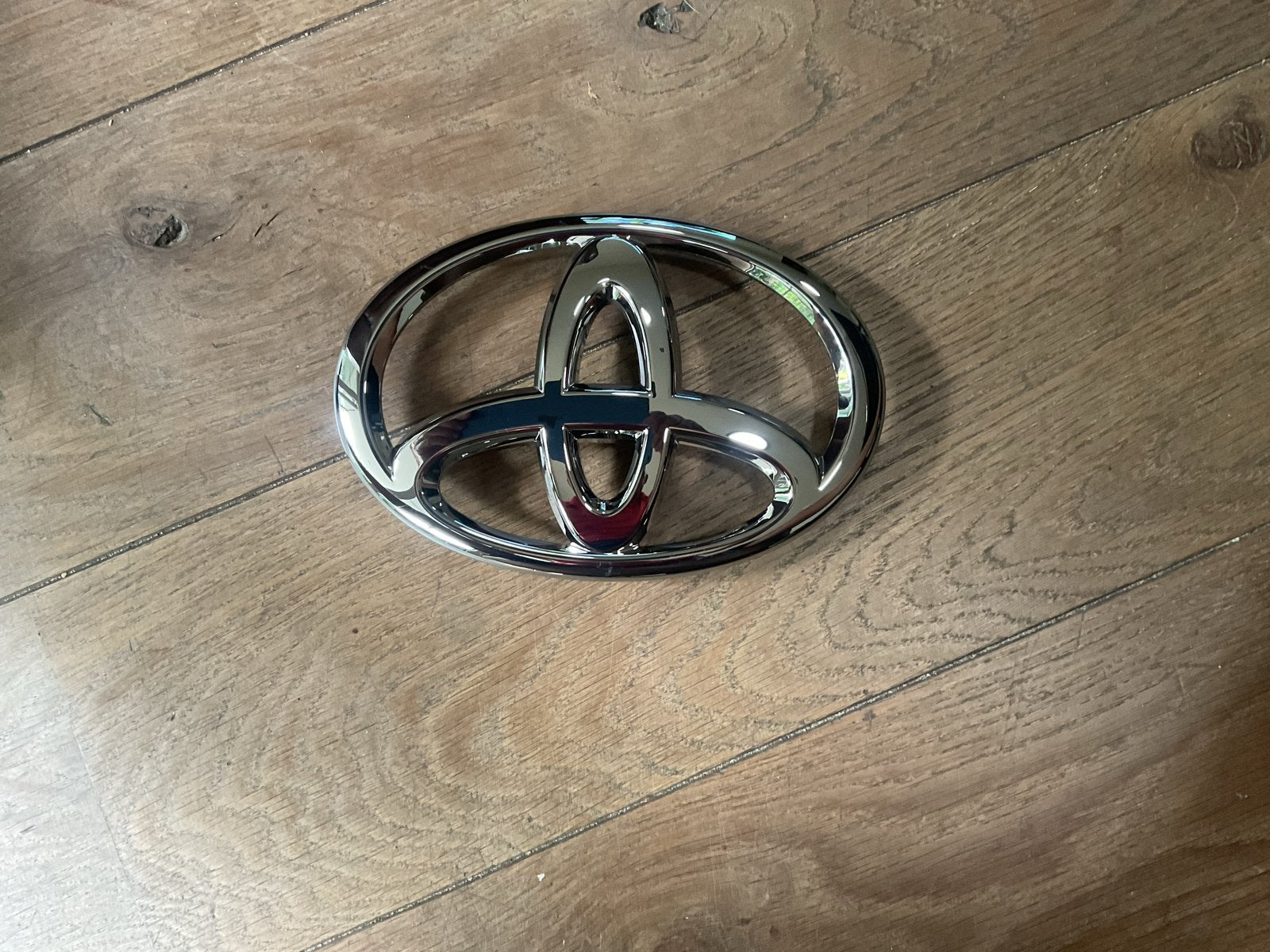 Toyota logo embleem - Nieuw, Ophalen, Nieuw, Toyota