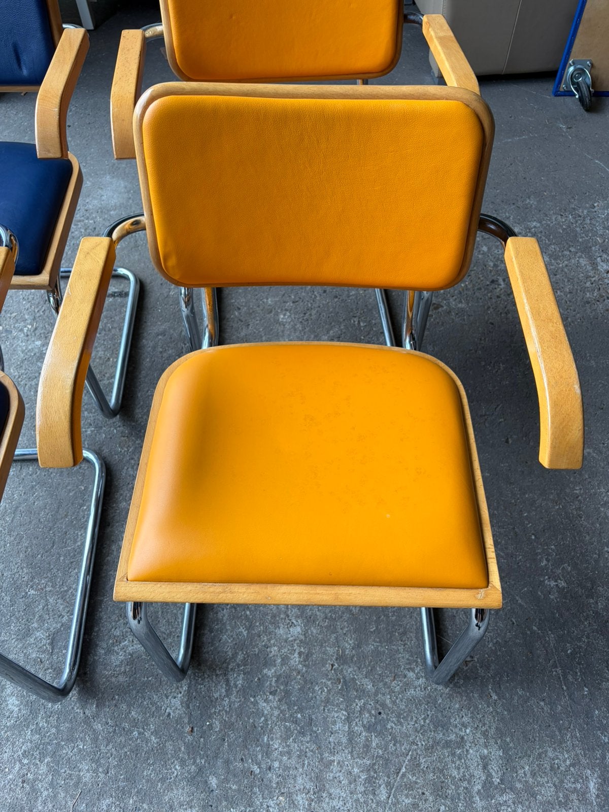 4 vintage Marcel Breuer B64 stoelen, Huis en Inrichting, Stoelen, Ophalen, ., Wit, Zo goed als nieuw