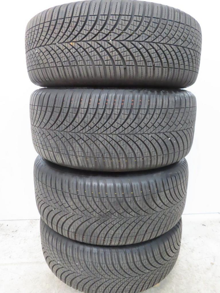 Mercedes C W206 300E 400E 18 inch AMG velgen met all season, 18 inch, Gebruikt, -, -