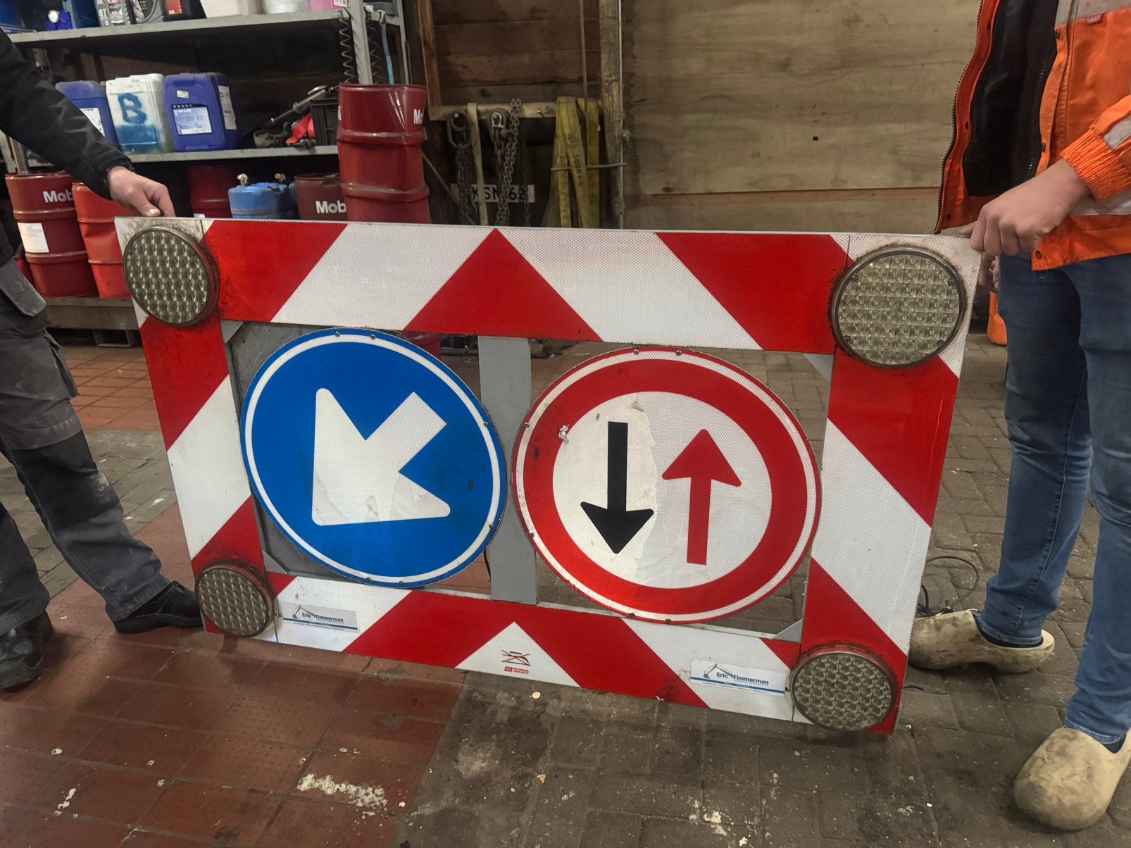 Actieraam, actiebord, Ophalen