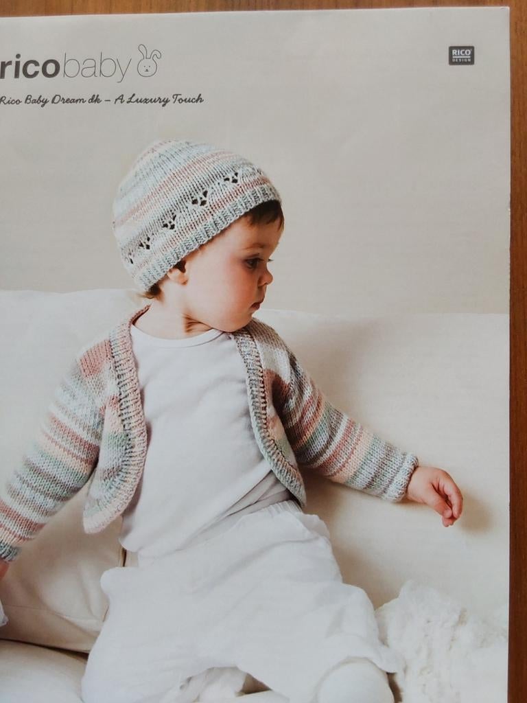 Breipatroon baby vestje met mutsje, Ophalen of Verzenden, Zo goed als nieuw