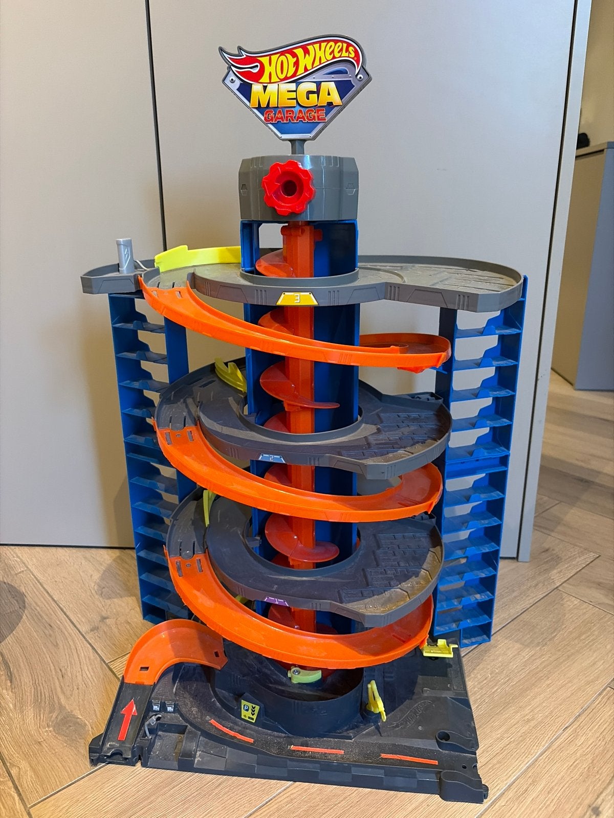 Hot Wheels Mega Garage - Groot Speelplezier!, Ophalen, Gebruikt