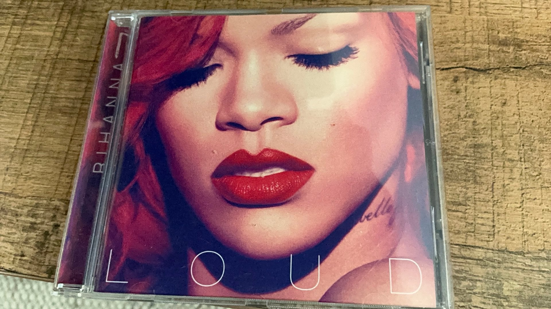 Rihanna, Loud, cd, Ophalen of Verzenden, Zo goed als nieuw