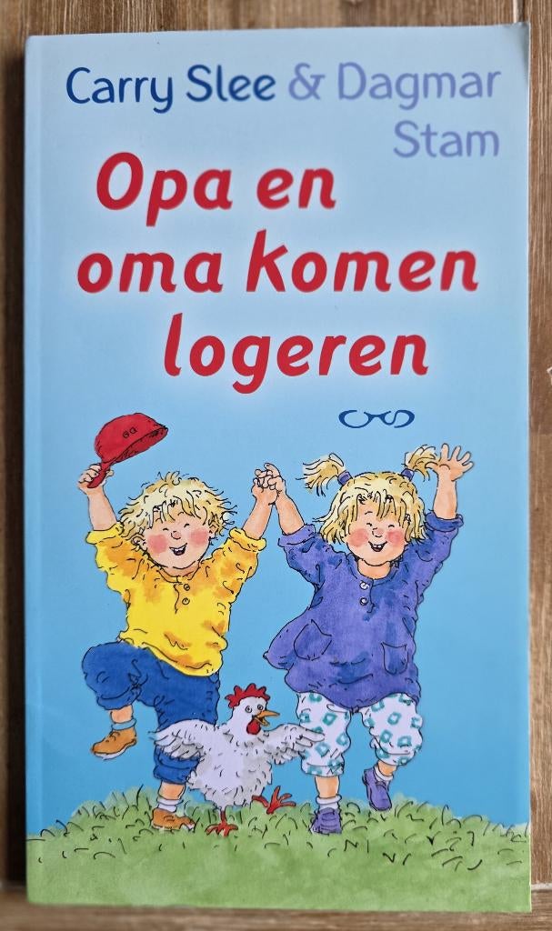 Opa en oma komen logeren - Carry Slee - Iris en Michiel, Boeken, Kinderboeken | Kleuters, Zo goed als nieuw, Fictie algemeen, 4 jaar