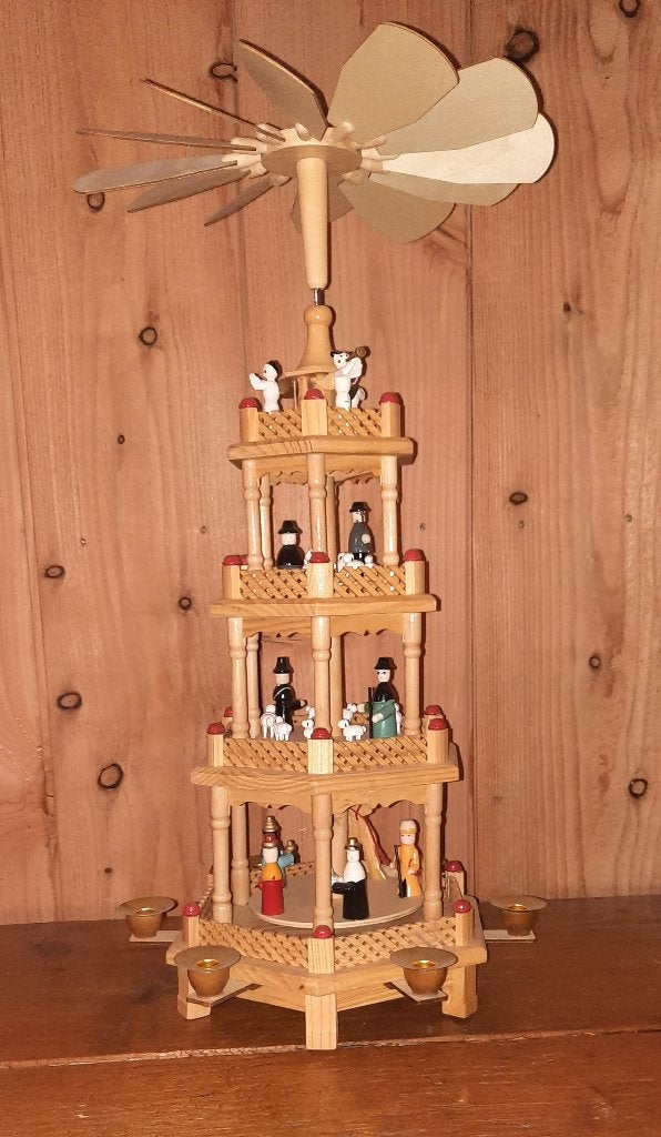 kerstpiramide 4 etages, Diversen, Ophalen, Gebruikt