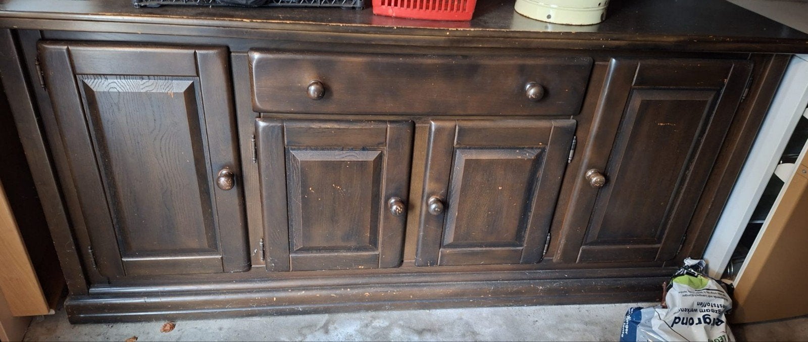 Gratis dressoir - Ophalen in goede staat, Gebruikt, 100 tot 150 cm, Ophalen of Verzenden, 25 tot 50 cm