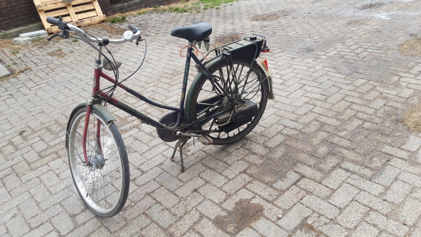 Mooie sparta met, Ophalen, Gebruikt, Velgrem, Handrem