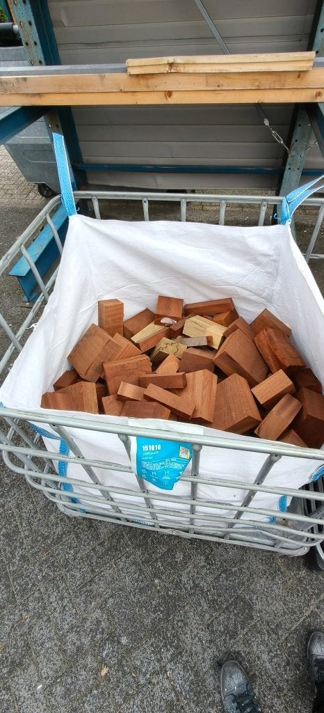Mahonie hardhout blokken voor kachel of open haard, Minder dan 3 m³, Ophalen, Overige houtsoorten, Blokken