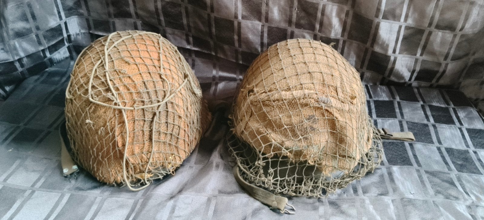 militaire stalen gevechtshelm (model M1 / M53), Ophalen of Verzenden, Landmacht, Amerika, Helm of Baret