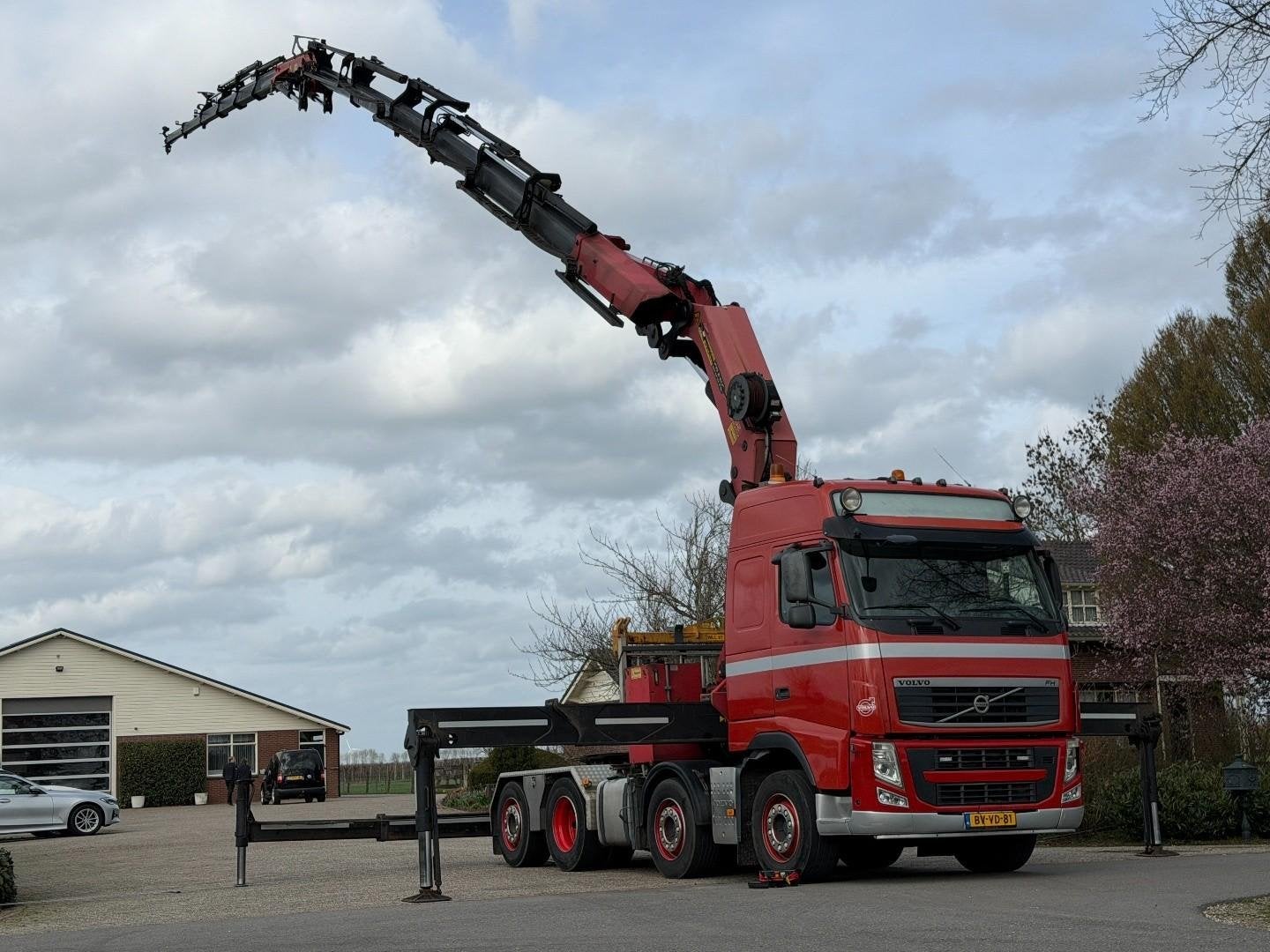 Volvo FH 8x2 KRAAN PALFINGER 74tm/Flyjib /LIER/WINCH!TOP NL, Automaat, Euro 5, Overige kleuren, Origineel Nederlands