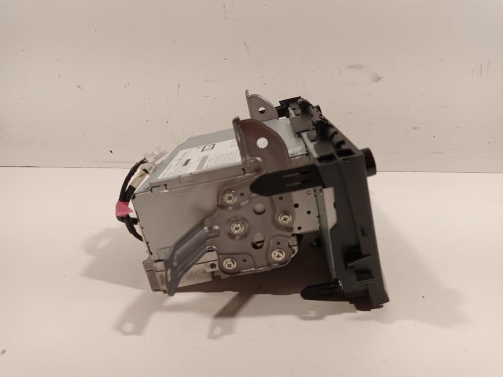 Navigatiesysteem Toyota Prius, Onderdelen@venauto.nl, Van der Ven Autorecycling B.V., Gebruikt, Ettenseweg 76, 4706 PB Roosendaal, The Netherlands