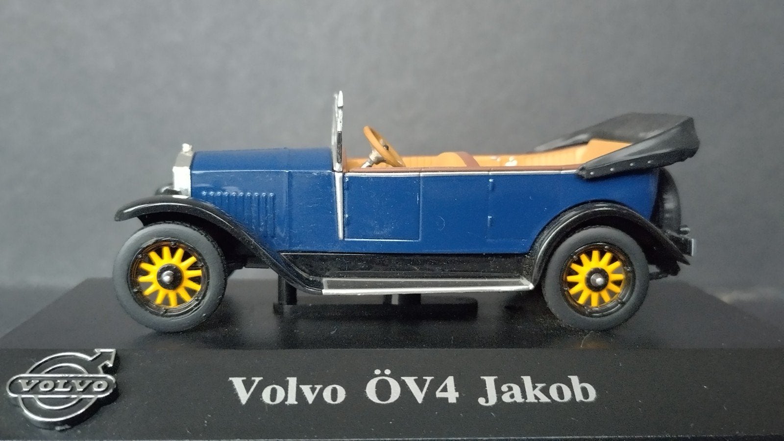 Volvo Öv 4 Jakob 1:43 Atlas Collections Pol, Hobby en Vrije tijd, Modelauto's | 1:43, Nieuw, Auto, Overige merken, Verzenden