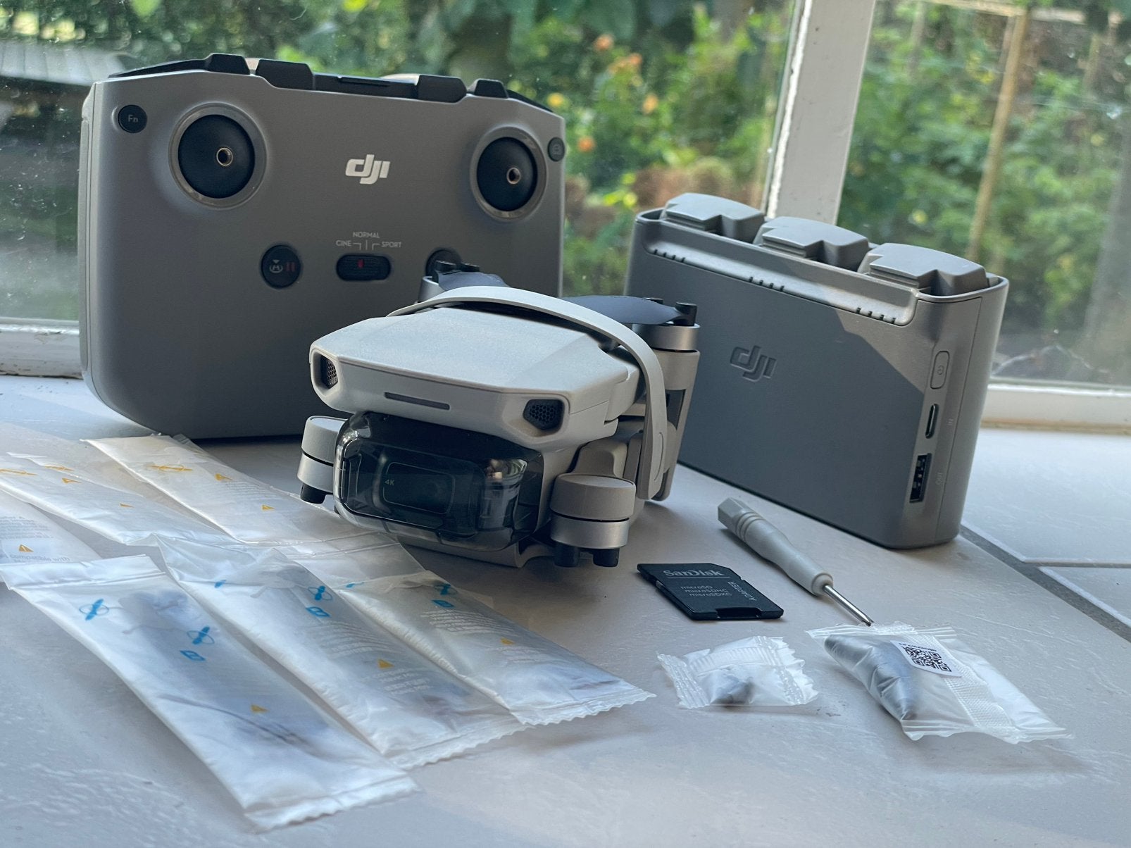 DJI Mini 2 Fly More Combo | 3 accu’s | Zo goed als nieuw, Ophalen, Return to Home, 30 tot 45 minuten, Cameradrone