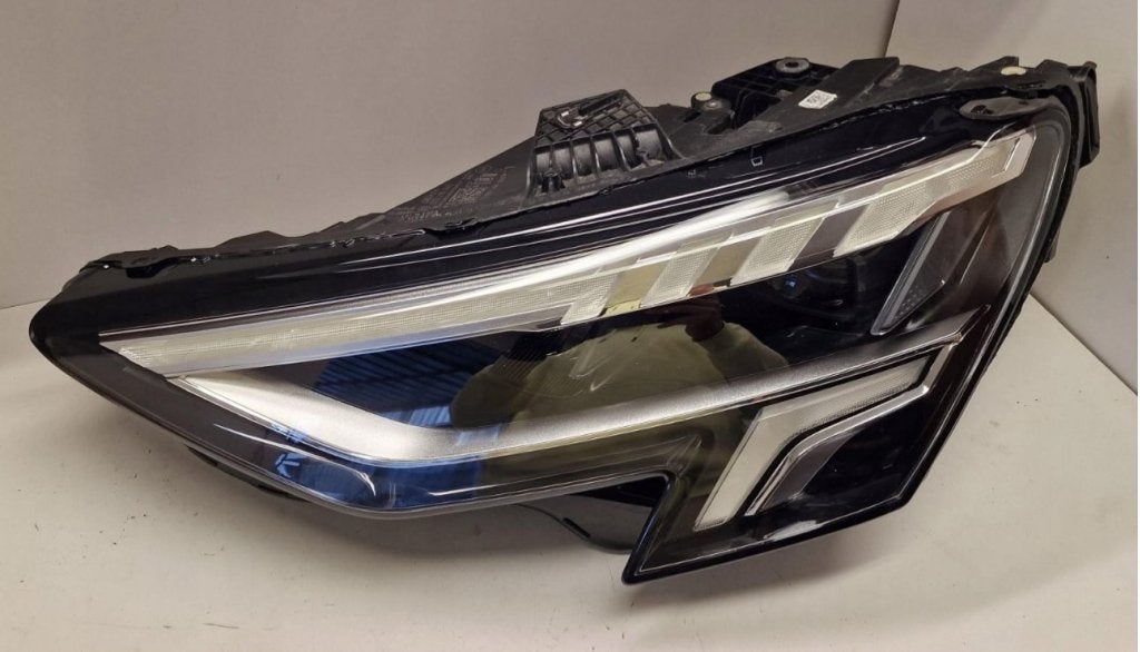 Audi A3 8Y Led koplamp 8y0941033  links, Niet ingevuld, Gebruikt, Amerikaanse onderdelen, Niet ingevuld