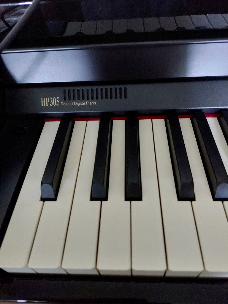 Roland digitale piano, Zwart, Digitaal, Ophalen of Verzenden, Zo goed als nieuw