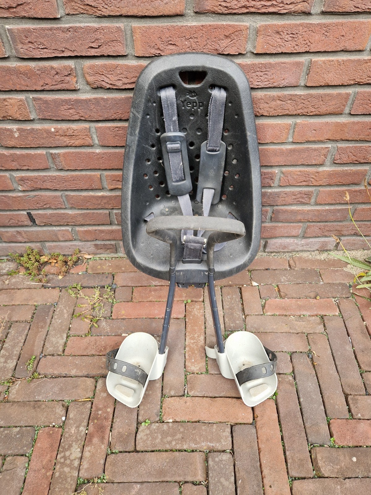 Yepp Fietsstoeltje Voorzitje met Windscherm, Ophalen, Yepp, Gebruikt, Voetsteuntjes