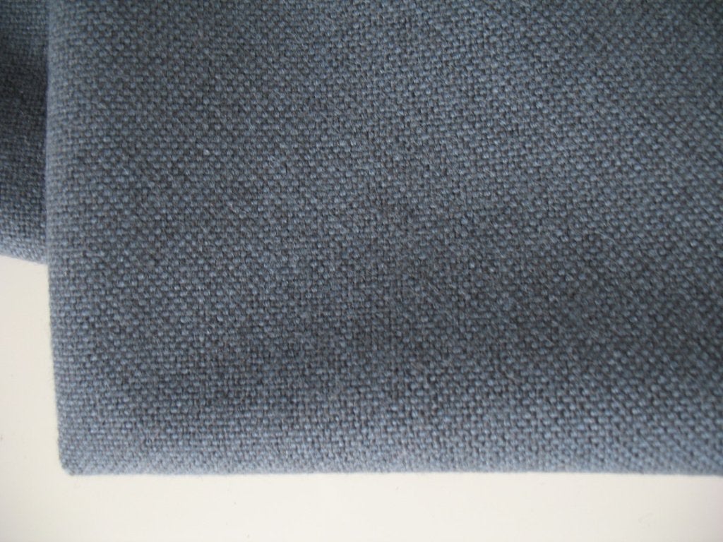 De Ploeg Ploegwool 29; zacht blauw; 2x restant meubelstof, Hobby en Vrije tijd, Stoffen en Lappen, Wol, Blauw, 120 cm of meer