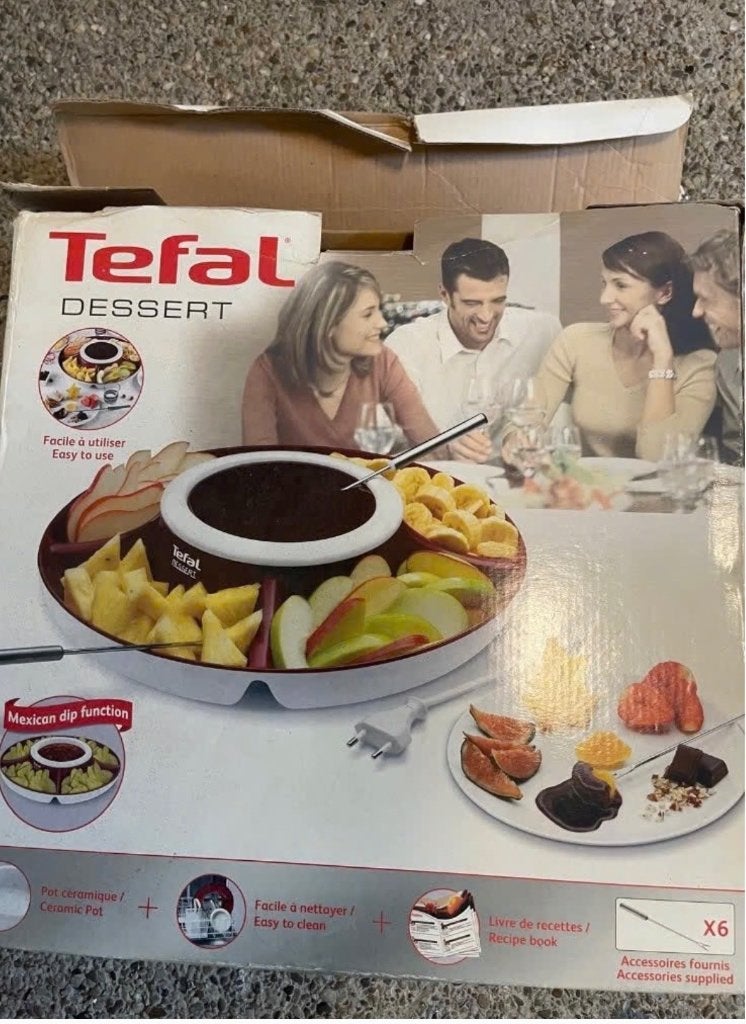 Dessert-fondue van het merk tefal Nieuw In doos, Ophalen of Verzenden, Nieuw, 4 t/m 7 personen