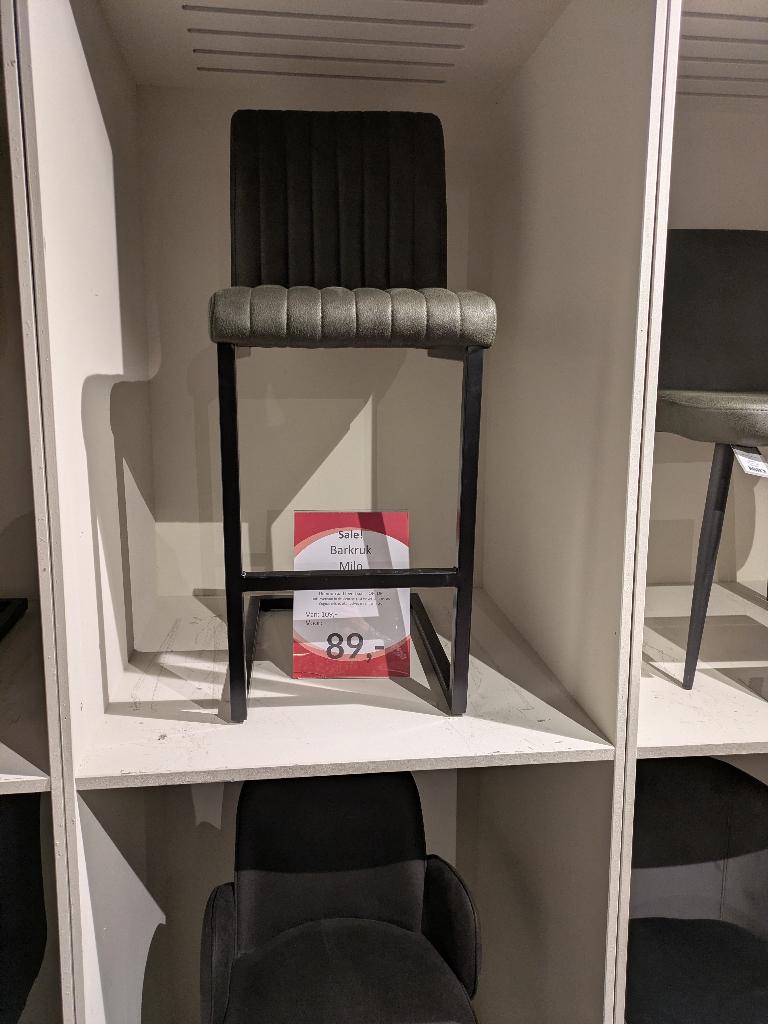 NU HEEL VEEL BARKRUKKEN STERK AFGEPRIJSD EN DIRECT LEVERBAAR, Huis en Inrichting, Barkrukken, Ophalen, 5 krukken of meer, Met voetsteun