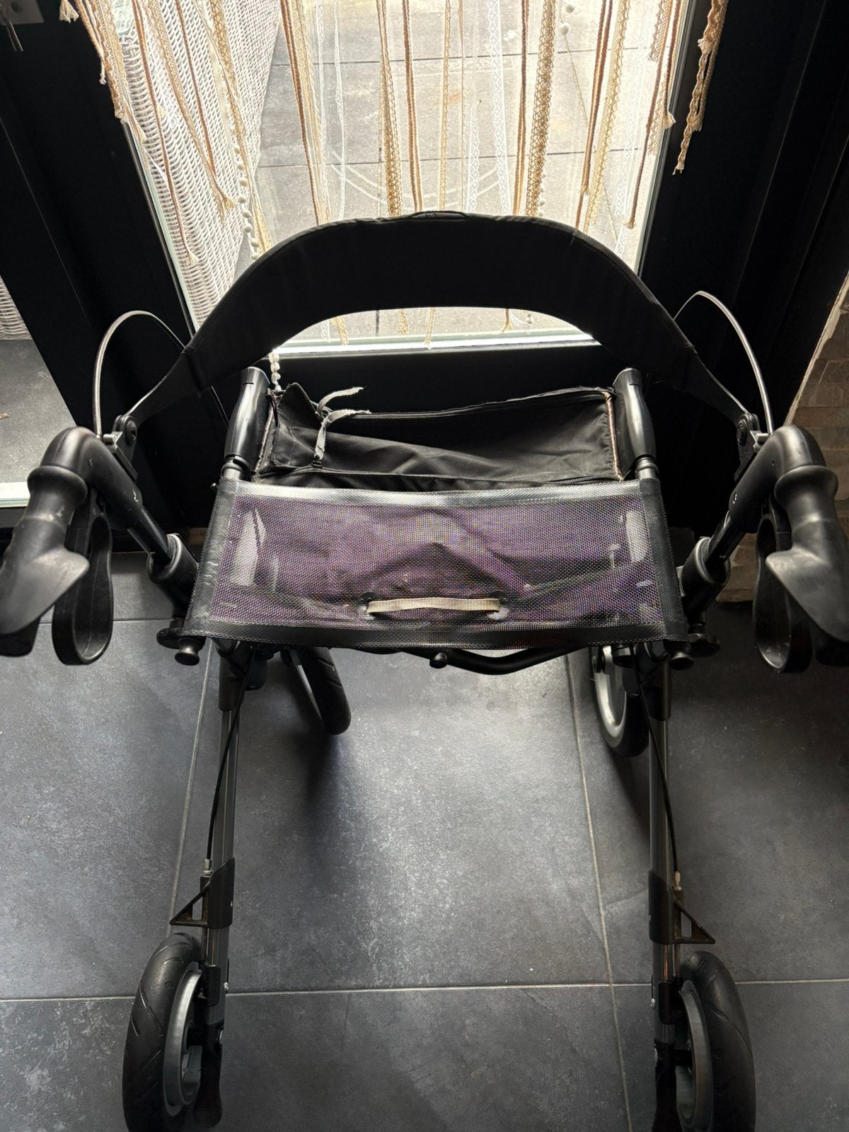 te koop rollator, Diversen, Rollators, Ophalen of Verzenden, Zo goed als nieuw