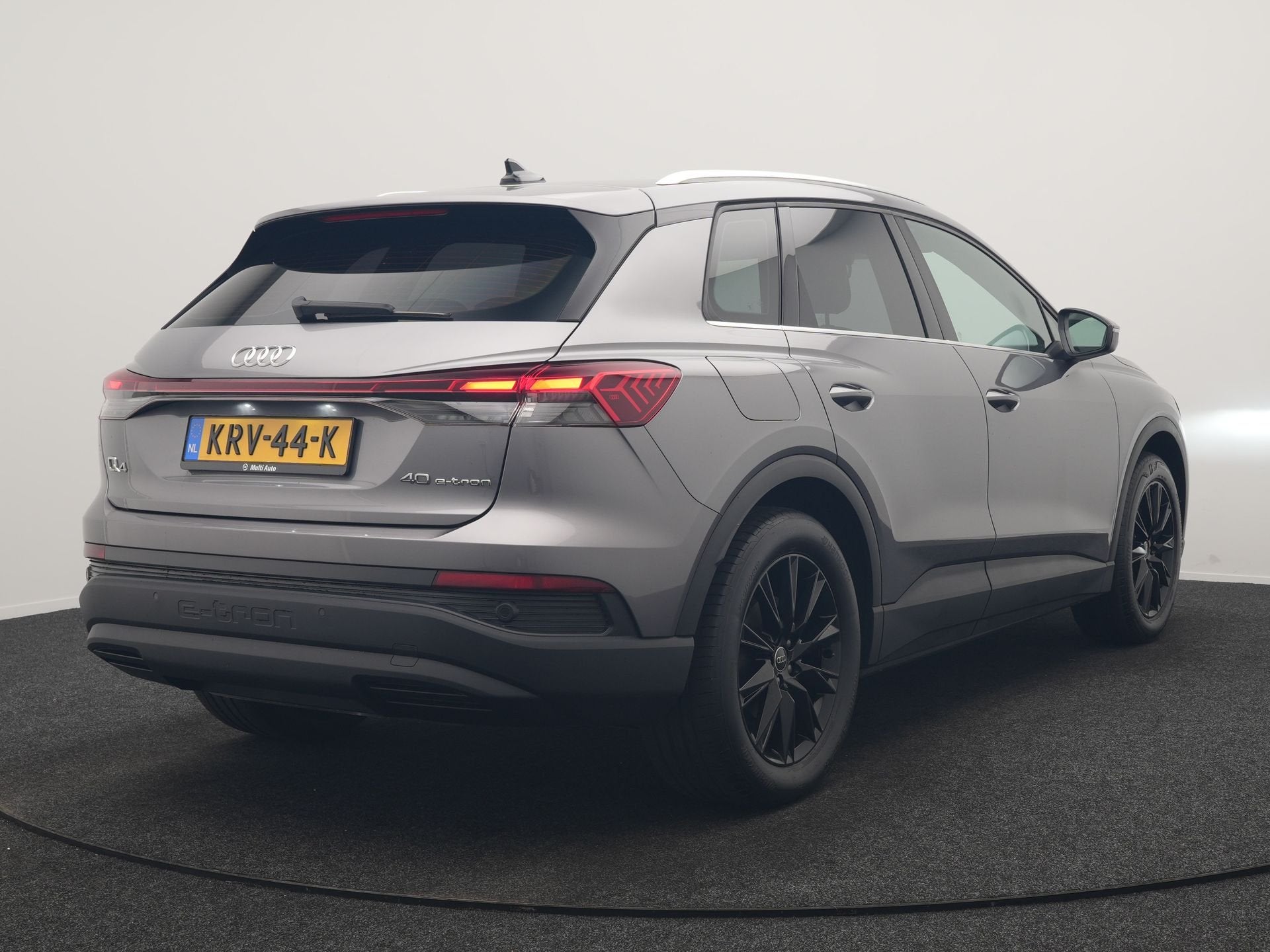Audi Q4 e-tron 40 Advanced edition 82 kWh 204pk Dealer O.H., Automaat, Achterwielaandrijving, Gebruikt, 82 kWh