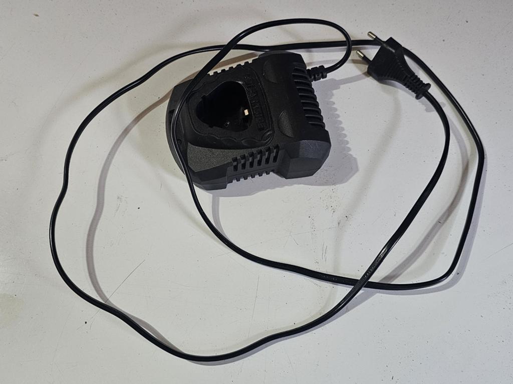 ✅️ Parkside 12V Accu Lader - Oplader voor 12V Accu's, Doe-het-zelf en Verbouw, Ophalen of Verzenden, Zo goed als nieuw