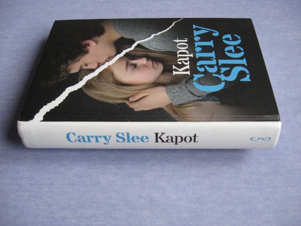 Carry Slee - Kapot (gebonden boek), Ophalen of Verzenden, Zo goed als nieuw, Carry Slee