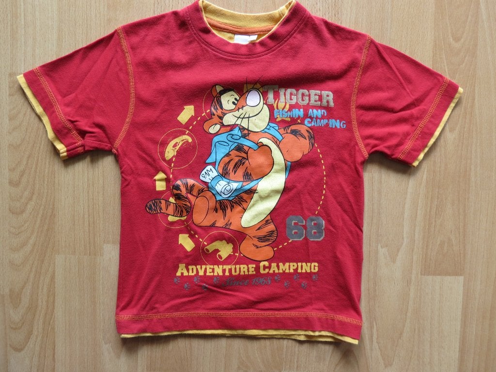 Leuk rood shirt met een afbeelding van Tijgetje, maat 116, Kinderen en Baby's, Kinderkleding | Maat 116, Gebruikt, C&A, Ophalen of Verzenden