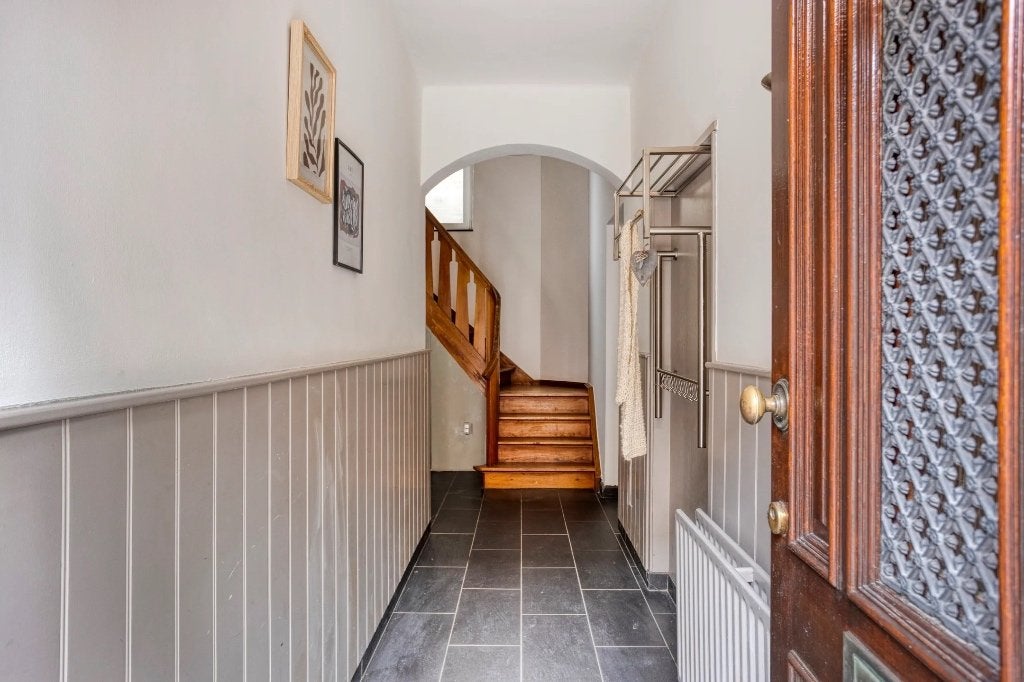Woning te koop, Huizen en Kamers, Huizen te koop, 200 tot 500 m², Limburg, Hoekwoning, Limburg