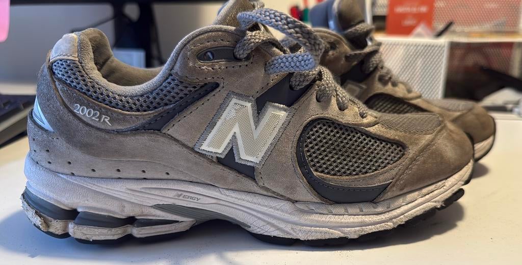 New Balance 2002R sneakers grijs - maat 37,5, Kleding | Heren, Schoenen, Ophalen of Verzenden, Gedragen, Overige kleuren, Sneakers of Gympen