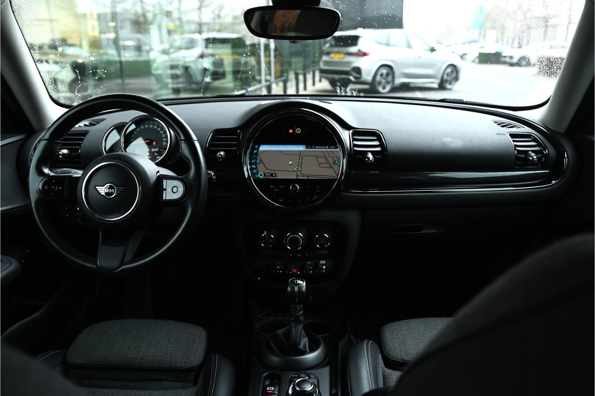 MINI Clubman One Classic / Comfortstoelen / LED / PDC / Crui, Auto's, Dealer onderhouden, Leder en Stof, Zwart, Handgeschakeld