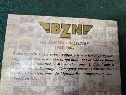 cd bzn the singles collection,1965-2005, Ophalen of Verzenden