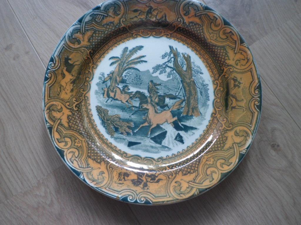 Antieke sierbord Petrus Regout, Ophalen of Verzenden