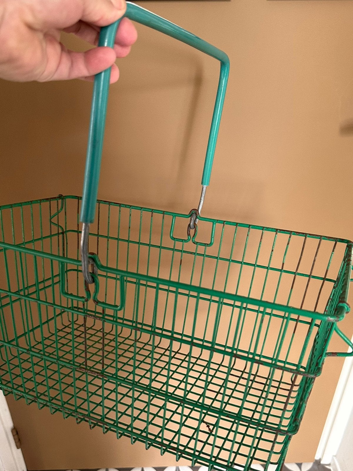 Winkelmandje metaal industreel vintage retro groen, Ophalen of Verzenden, Zo goed als nieuw